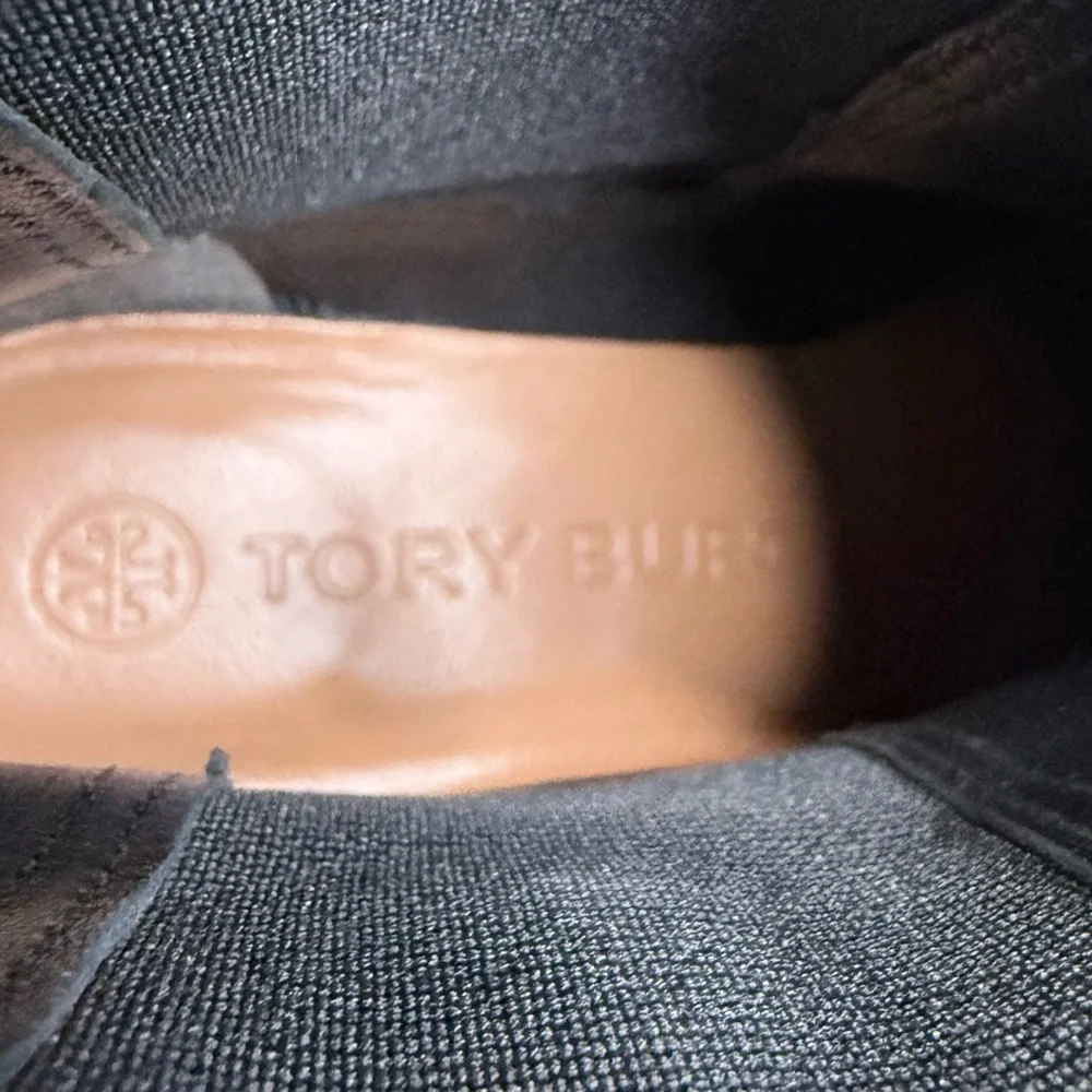 Tory Burch Chelsea black suede boots size 6.5 M like new condition!